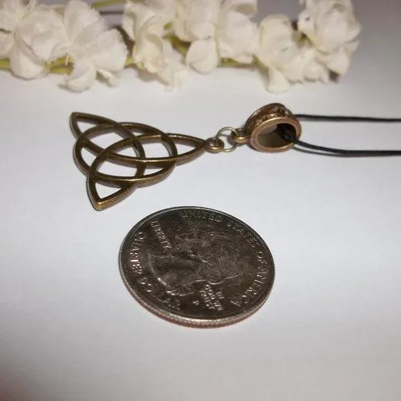 Boho Bronze Triquetra Necklace Celtic Knot Statement Style Big Large Bold A961 - Picture 3 of 11